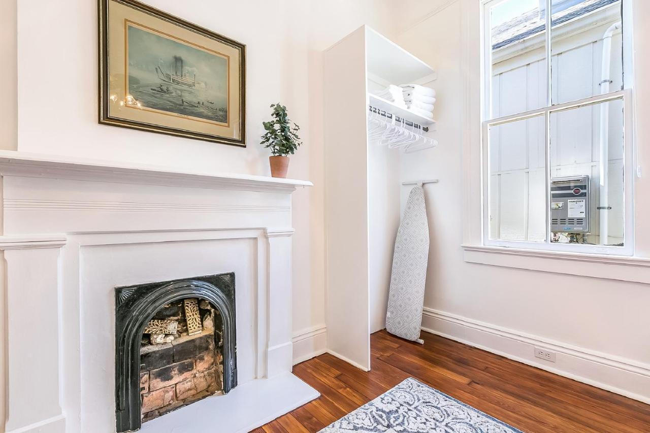 Uptown Spacious 4bd/3ba With Historic Charm *